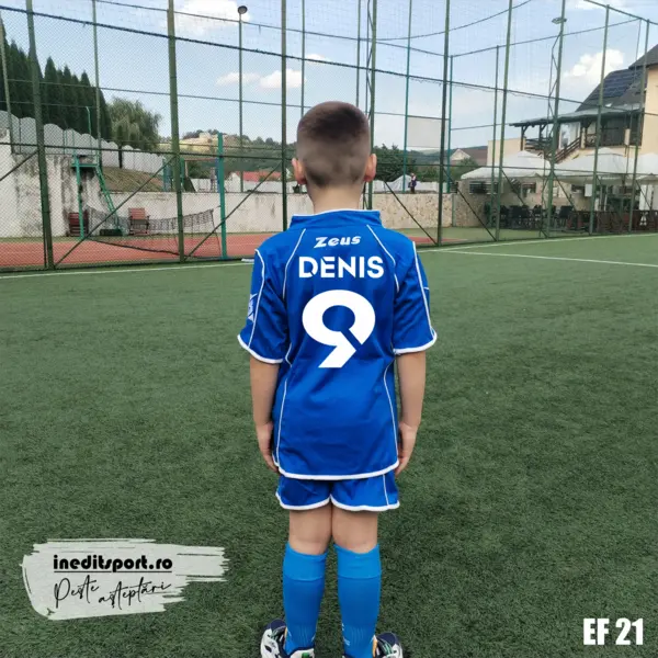 KIT ZEUS SHOX personalizabil copii si adulti EF21 XS, Tricou și șort albastru