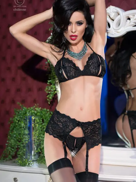 L - Set trendy compus din sutien, chilot si portjartier CR 4220 Negru