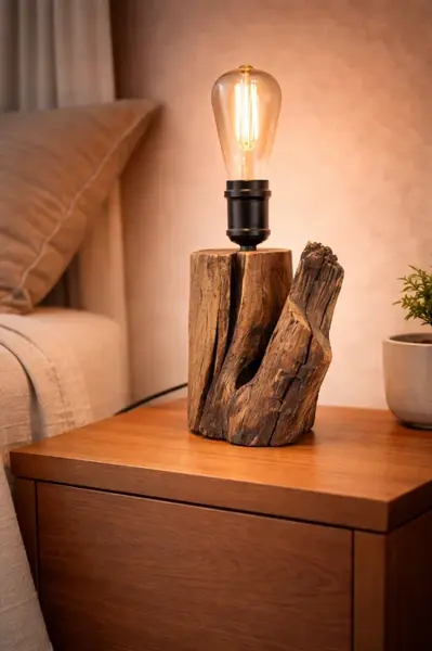 Lampa din trunchi de cires masiv , forma naturala cu crapatura bec Edison, handmade