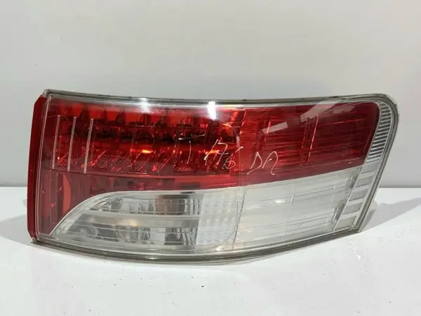 Lampa spate dreapta aripa 8155105260 Toyota Avensis (2009-2012) [T27]