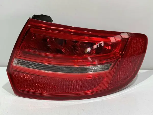 Lampa spate dreapta aripa 8P4945096E Audi A3 facelift (2008-2013) [8P1]
