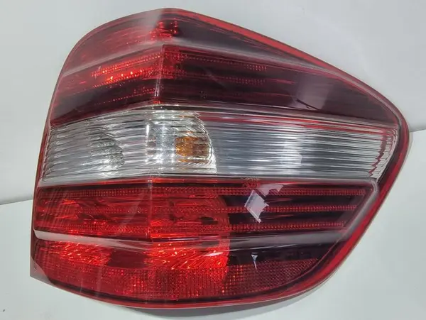 Lampa spate dreapta aripa A1649061200 Mercedes ML (2009-2011)[w164] facelift