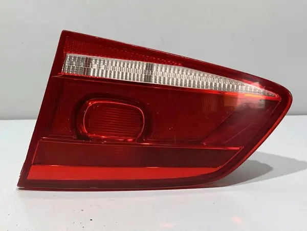 Lampa spate dreapta haion 3AF945094C Volkswagen Passat B7 (2010-2014)
