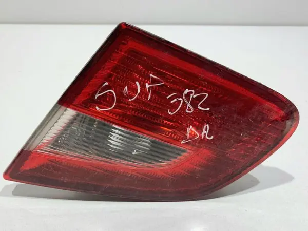 Lampa spate dreapta haion 3T5945094 Skoda Superb 2 (2008-2013)