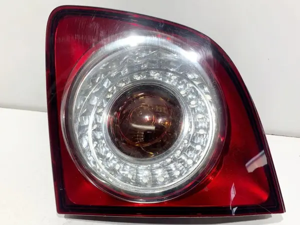 Lampa spate dreapta haion 5M0945094S Volkswagen Golf 6 plus (2009-2014)