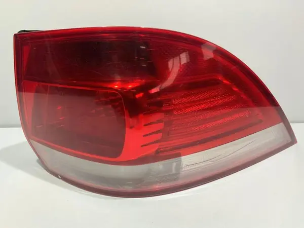 Lampa spate dreapta Volkswagen Golf 5 (2004-2009)