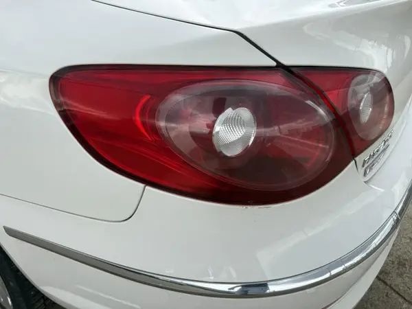 Lampa spate stanga aripa 3C8945095D Volkswagen Passat CC (2008-2012)