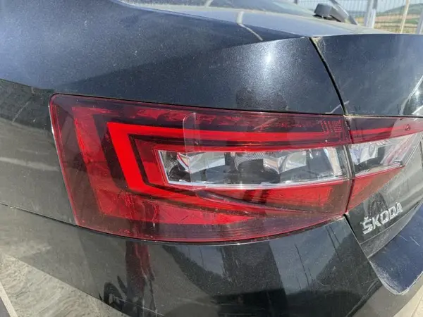 Lampa spate stanga aripa led 3V5945207 Skoda Superb 3 (2015-2019)
