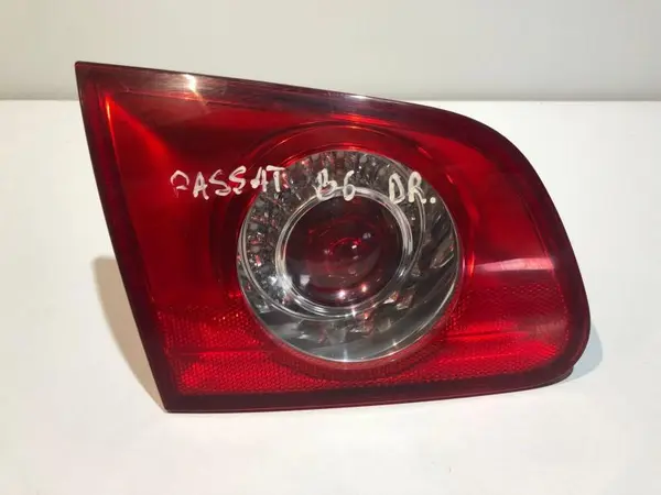 Lampa spate stanga haion 3c9945093 Volkswagen Passat B6 3C (2005-2010)