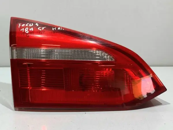 Lampa spate stanga haion F1EB-13A603-CA Ford Focus 3 facelift (2013-2018)