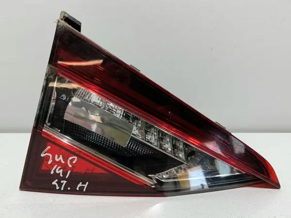Lampa spate stanga haion led 3V5945307D Skoda Superb 3 (2015-2019)