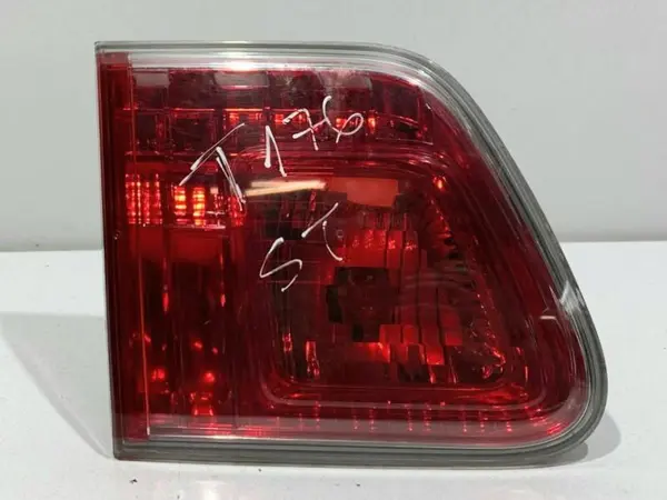 Lampa spate stanga haion Toyota Avensis (2009-2012) [T27]