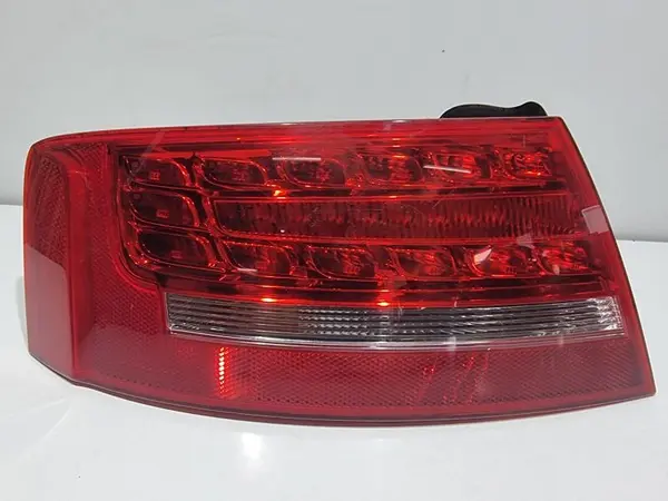 Lampa spate stângă led aripa (cu defect) 8T8945095D Audi A5 (2007-2011) [8T3]