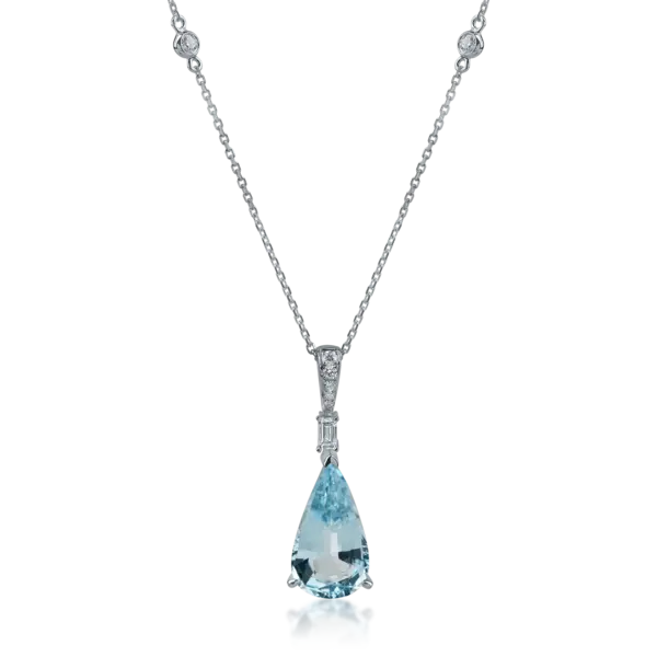 Lant cu pandantiv din aur alb cu acvamarin pear de 3.96ct si diamante baguette si rotunde de 0.15ct