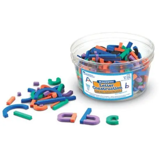 Learning Resources Set constructie magnetic - Litere si cifre