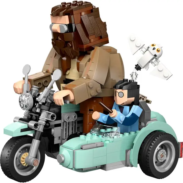 LEGO® Jucarie LEGO HARRY POTTER, Hagrid™ si Harry intr-o tura cu motocicleta