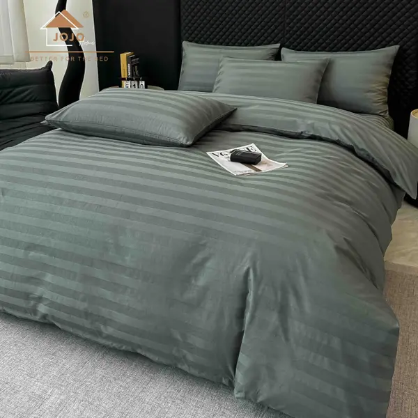 Lenjerie de Pat Damasc Deluxe Luxury, 100% Bumbac Premium, 6 Piese, Cearceaf cu Elastic 180x200 cm, Husa Pilota 200x230 cm, Confort Hotelier 5,