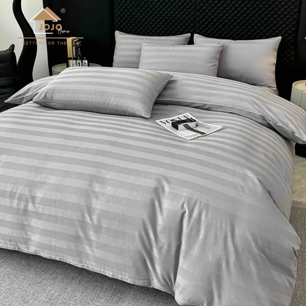 Lenjerie de Pat Damasc Deluxe Luxury, 100% Bumbac Premium, 6 Piese, Cearceaf cu Elastic 180x200 cm, Husa Pilota 200x230 cm, Confort Hotelier 5,