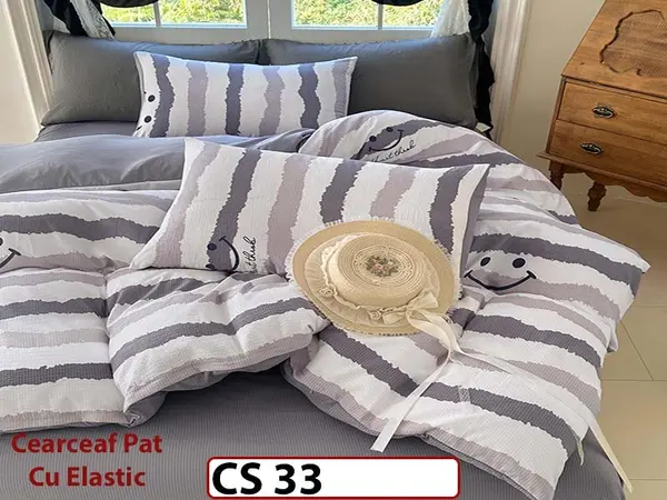 Lenjerie de pat dublă 4 piese, cu imprimeu modern, material fin și răcoros CS 33