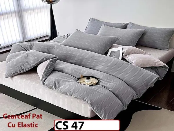Lenjerie de pat dublă 4 piese, cu imprimeu modern, material fin și răcoros CS 47