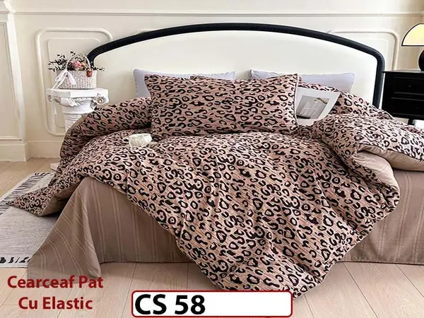 Lenjerie de pat dublă 4 piese, cu imprimeu modern, material fin și răcoros CS 58