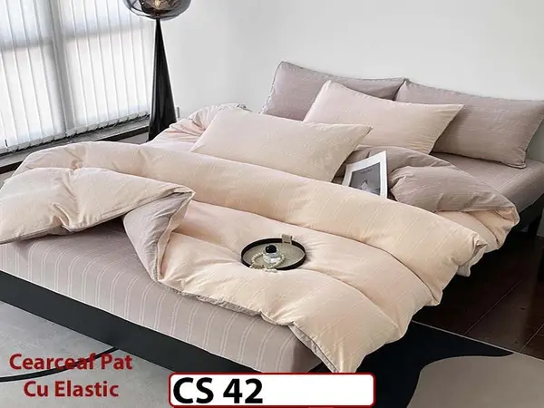 Lenjerie de pat dublă 4 piese, cu imprimeu modern, material fin și răcoros CS 42