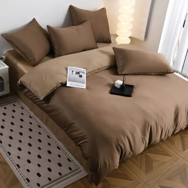 Lenjerie de pat dublu Luxury, tip Matase, 6 piese, maro