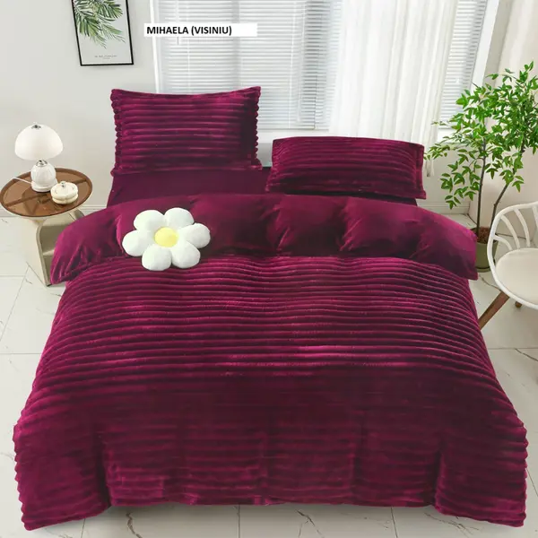 Lenjerie de pat pufoasa LINE Mihaela (visiniu) 230x250 cm, Ralex | 1 buc