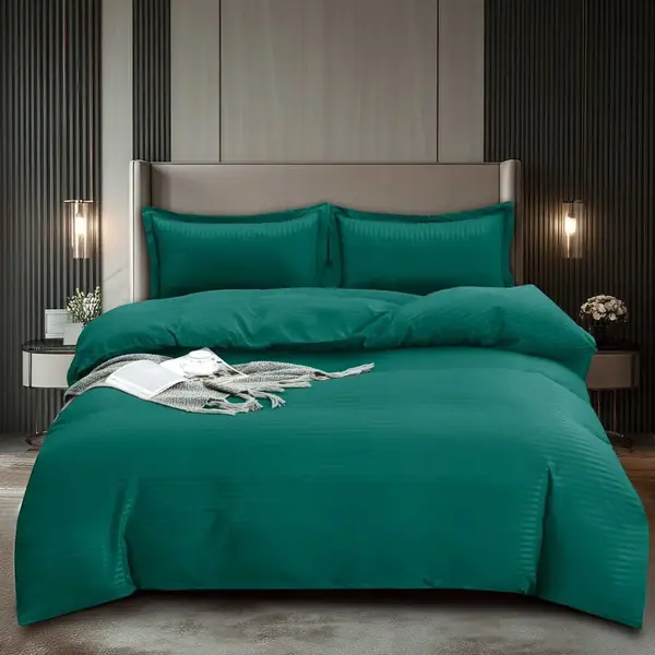 Lenjerie HoReCa, pat dublu, Damasc Finetat Deluxe cu Elastic, 4 piese, Pucioasa, Verde