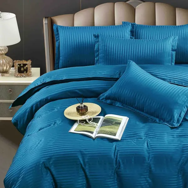 Lenjerie HoReCa, pat dublu, Damasc Finetat Deluxe cu Elastic, 6 piese, Jojo Home, Albastru