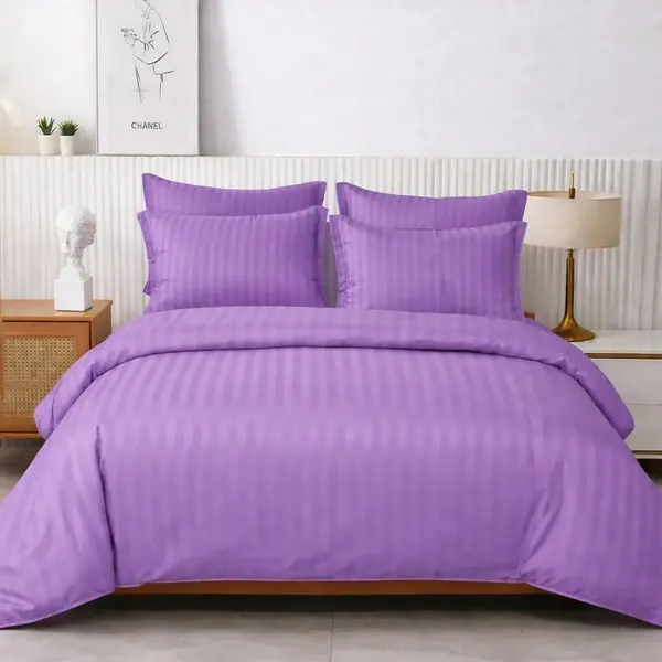 Lenjerie HoReCa, pat dublu, Damasc Finetat Deluxe cu Elastic, 6 piese, Mov