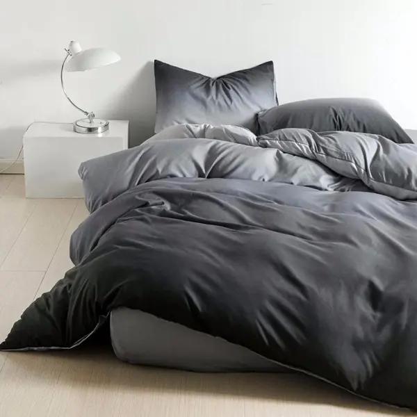 Lenjerie pat 140x200cm 4 piese cu ELASTIC - 3 Bucati 219 Lei - Negru