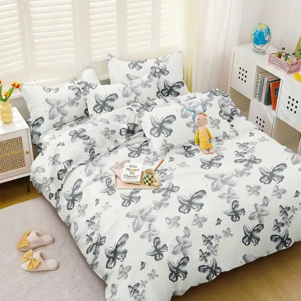 Lenjerie pat dublu bumbac satinat - 3 Bucati 219 Lei - Alb fluturi