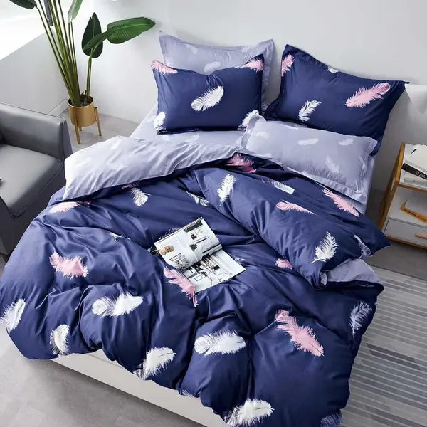 Lenjerie pat dublu bumbac satinat - 3 Bucati 219 Lei - Bleumarin pene