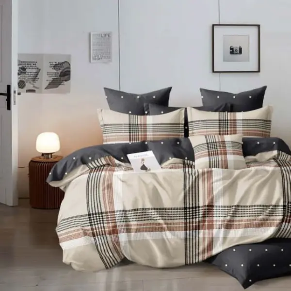 Lenjerie pat dublu bumbac satinat - 3 Bucati 219 Lei - Crem dungi