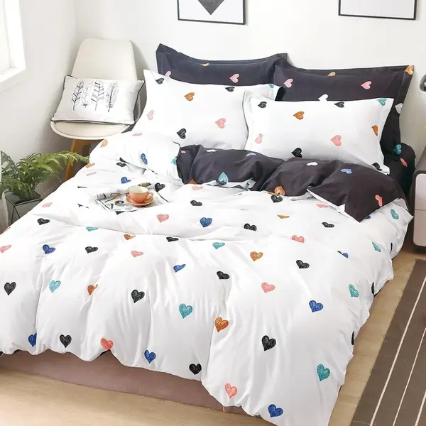 Lenjerie pat dublu, bumbac satinat, cearsaf clasic, 4 piese, Alb, inimioare colorate