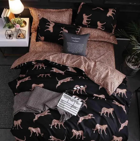 Lenjerie pat dublu, bumbac satinat, cearsaf clasic, 4 piese, Negru, leoparzi