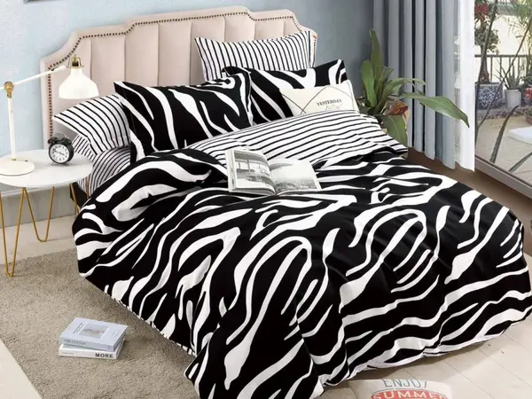 Lenjerie pat dublu, FINET, 6 piese, cu ELASTIC, Jojo Home, Alb-Negru, animal print