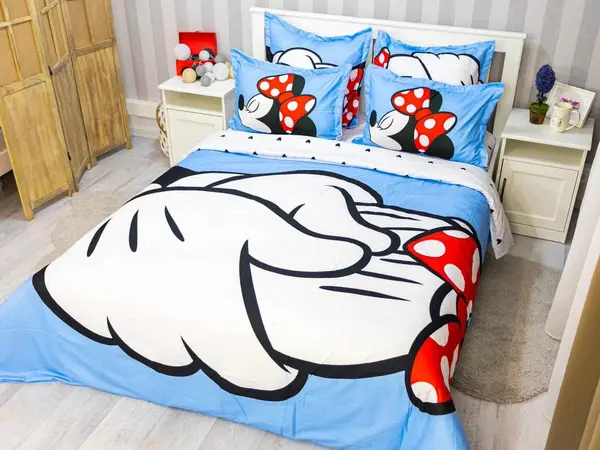 Lenjerie pat dublu, FINET, 6 piese, IDENTICA CU POZA, Alb, Bleu, Mickey si Minnie