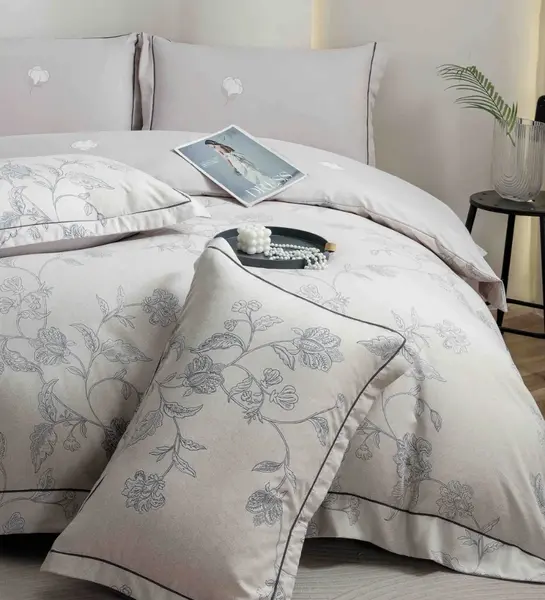 Lenjerie pat dublu, FINET DeLuxe, 6 piese, cu ELASTIC, Jojo Home, Cutie Eleganta, Grej, Bleu, Flori