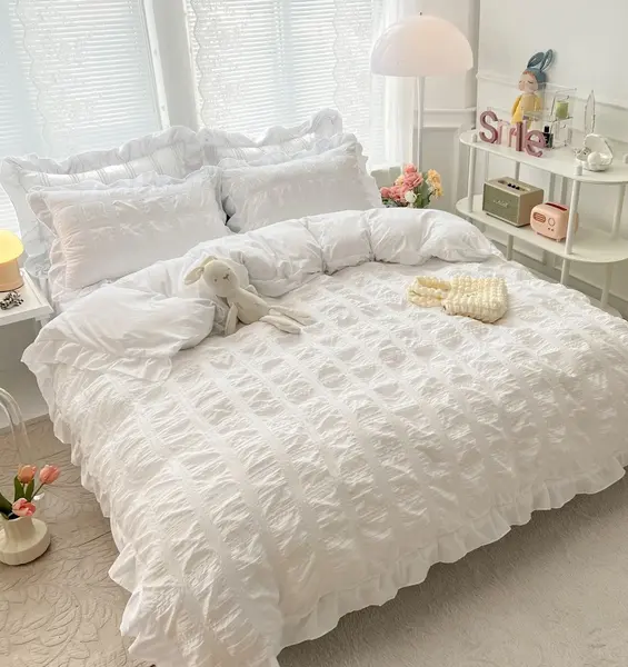 Lenjerie pat dublu, Soft Touch CREPONAT DELUXE, 6 piese, Jojo Home, Alb