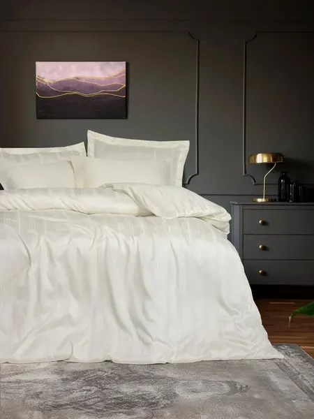 Lenjerie Stripe Ecru (Satin Deluxe)