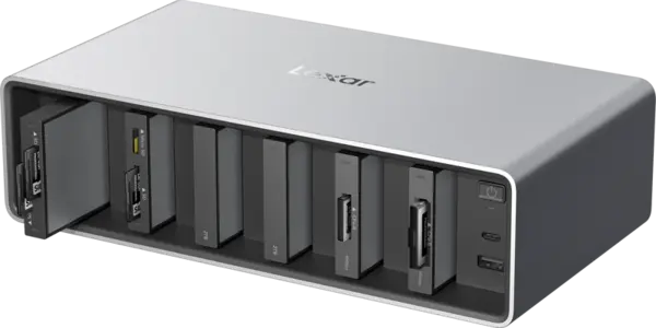 Lexar Professional Workflow with Thunderbolt4 uplink, 6 Module