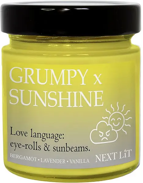 Lumânare parfumată Next Lit Burning Tropes - Grumpy x Sunshine, 180 g