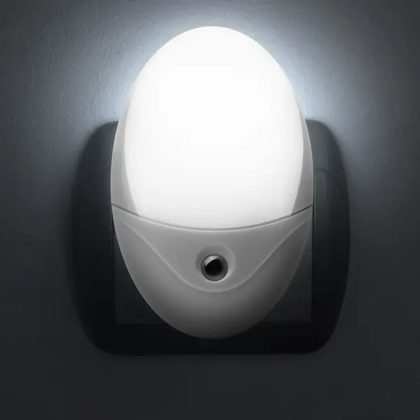 lumina de veghe cu senzor - 240 v - alb