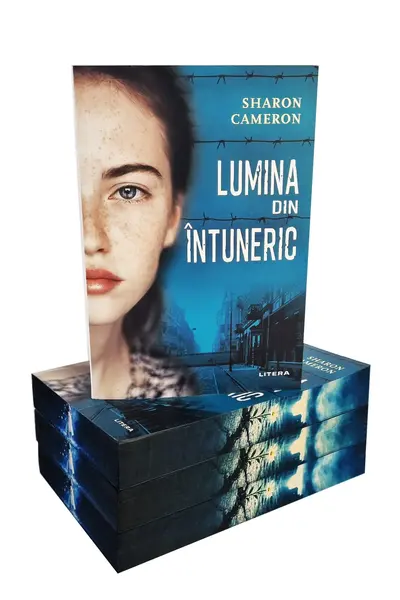 Lumina din întuneric - PRINTED EDGES