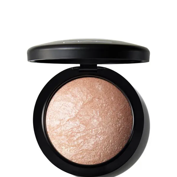 MAC Mineralize Skinfinish Highlighter - Soft and Gentle