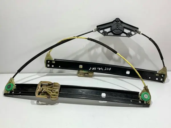 Macara geam electric dreapta fata 5E0837462B Skoda Octavia 3 (2013-2017 )