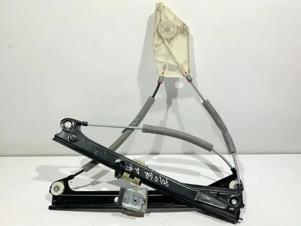 Macara geam electric dreapta fata 6R4837462N Volkswagen Polo 5 facelift (2014-2017)