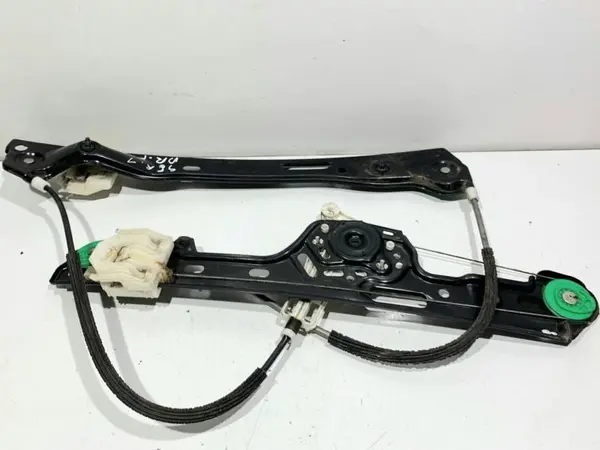Macara geam electric dreapta fata 7067796 BMW Seria 1 LCI (2008-2011) (E81,E87)
